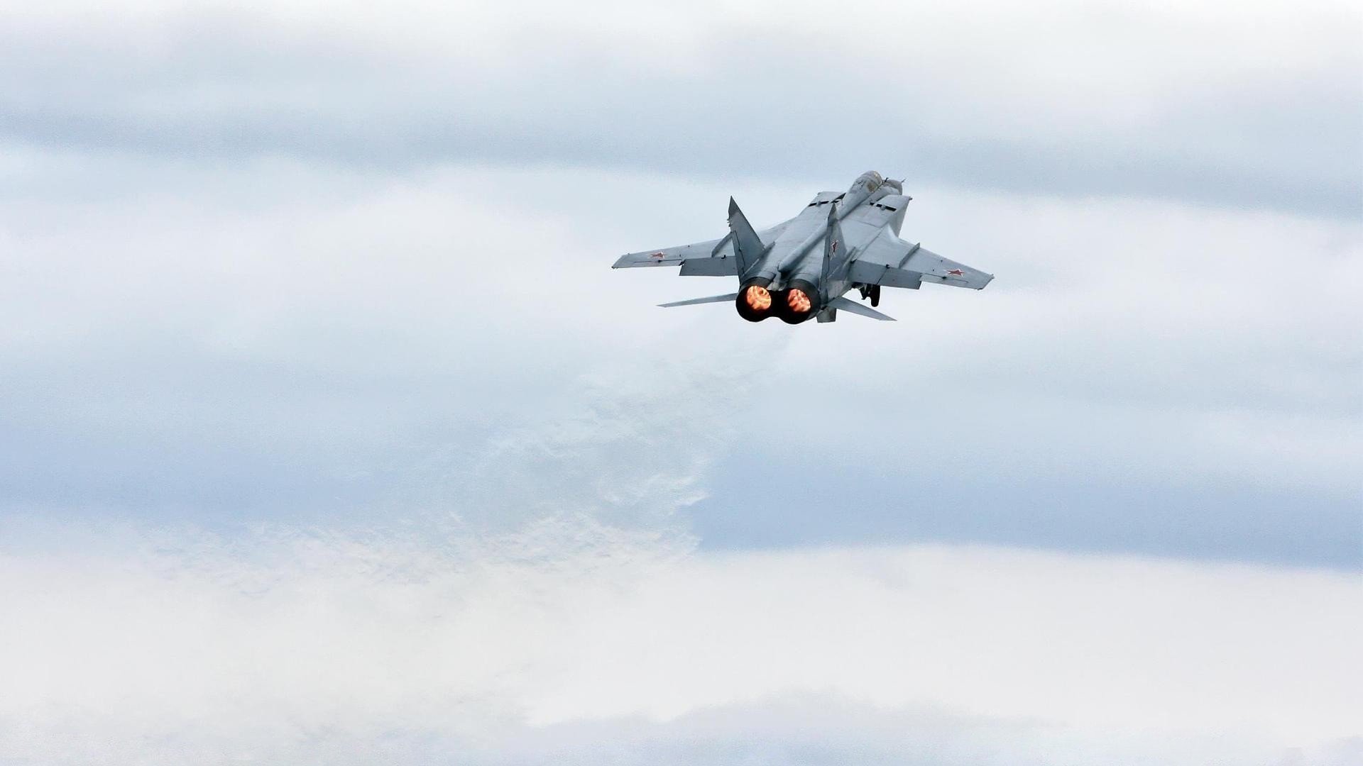 kaiyun体育app-意甲球队赛季中期使用HRV数据预测伤病风险的实证研究，意甲赛事预测hman03。in