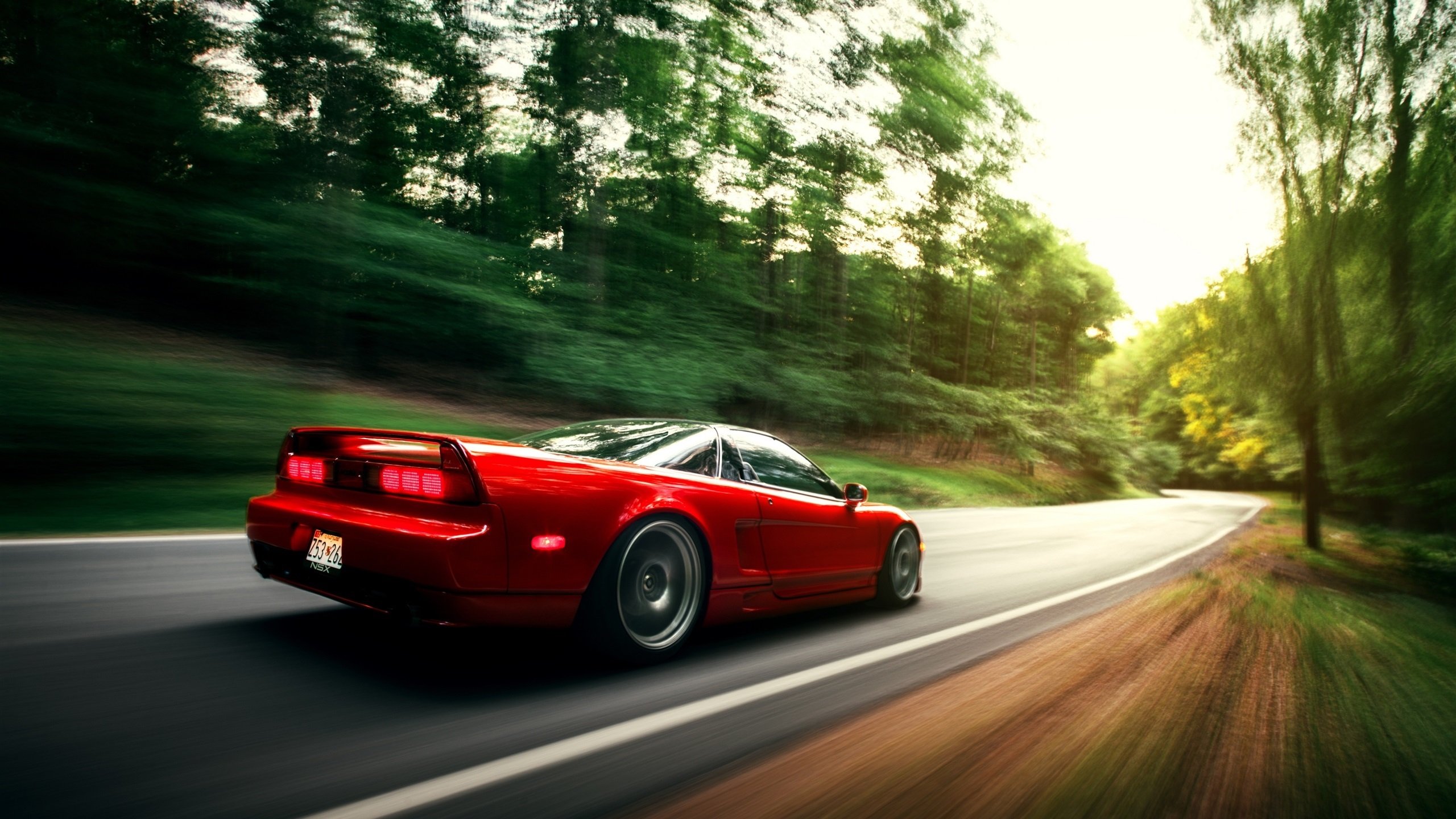 掩护后选择突破还是后撤跳投的判断依据,篮球后掩护战术