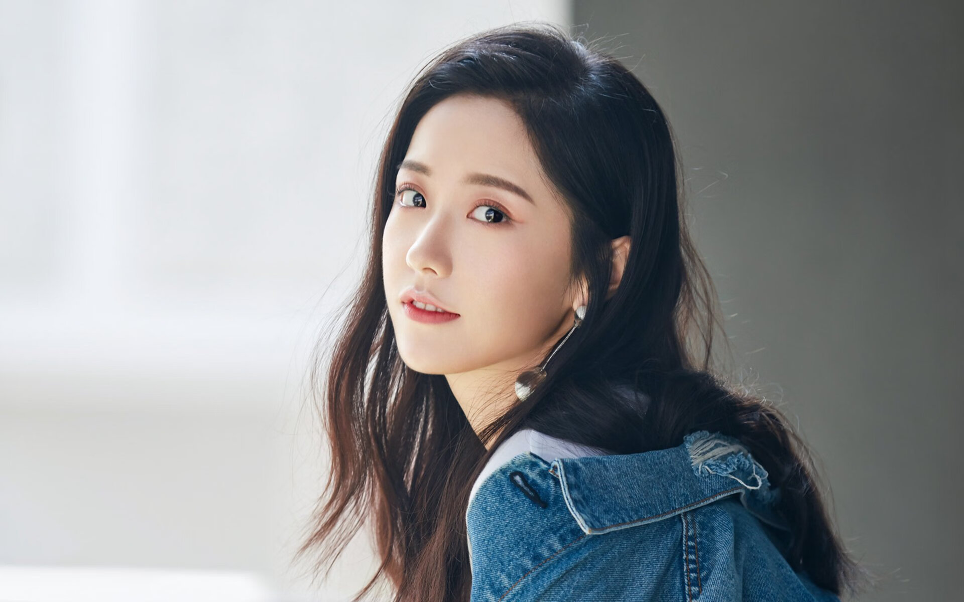 替补席成关键力量，助球队应对高强度比赛，球队替补什么心态