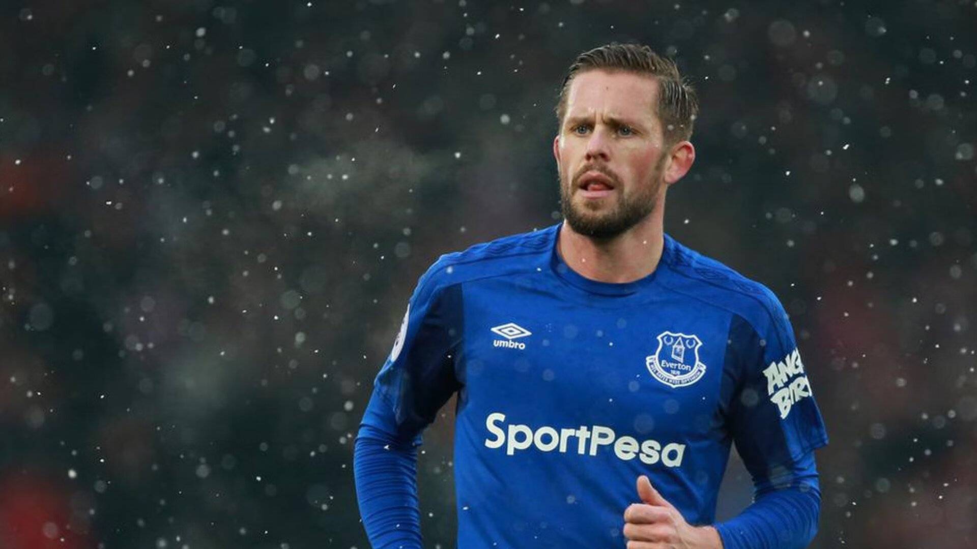 世界足球运动员数据分析技术不断创新,战术制定更科学,足球世界球员数据对比