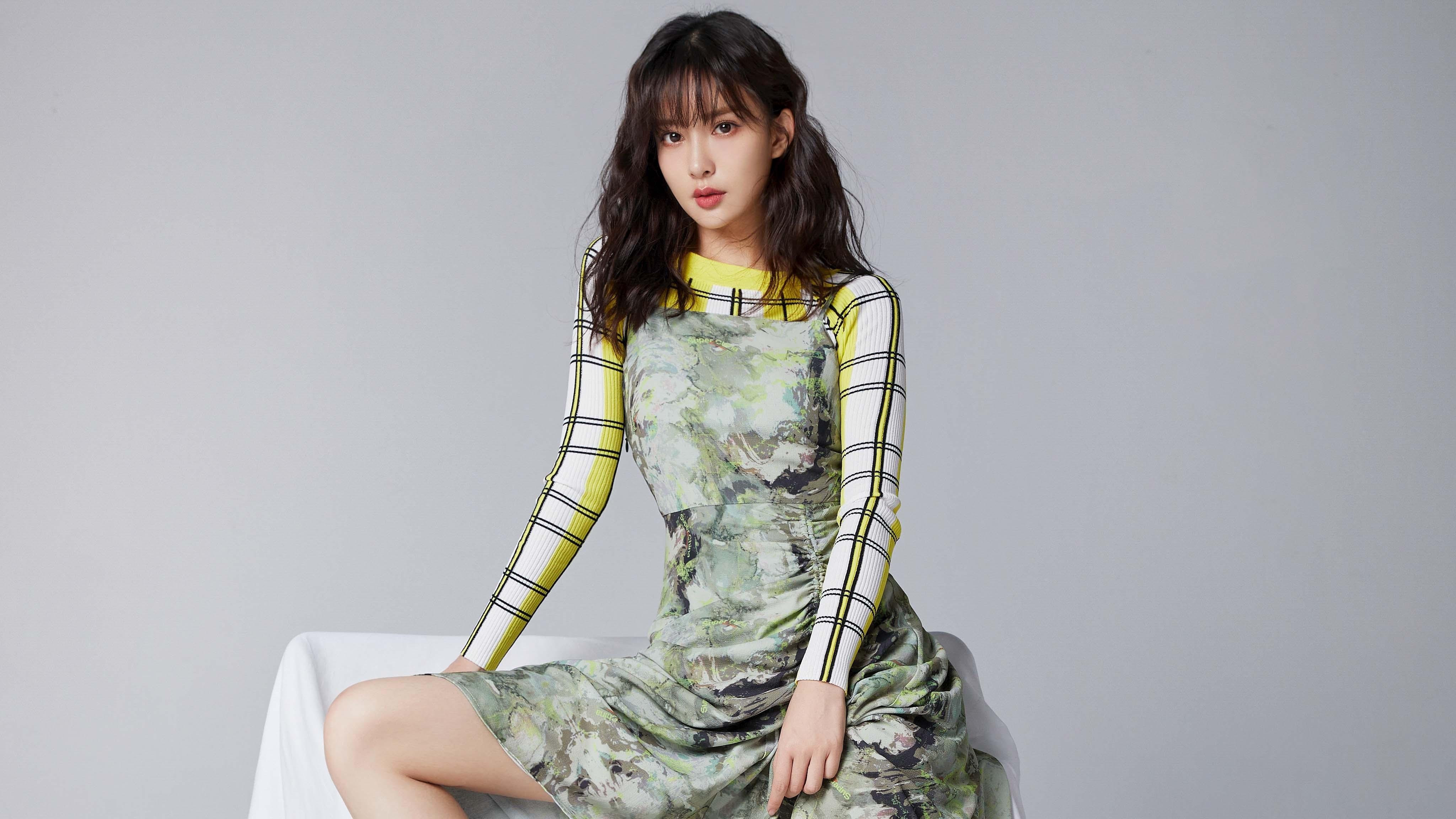 开云·体育官网APP下载-叶夫根尼娅·奇库诺娃泳姿优雅成焦点，叶夫根尼娅·格罗百科