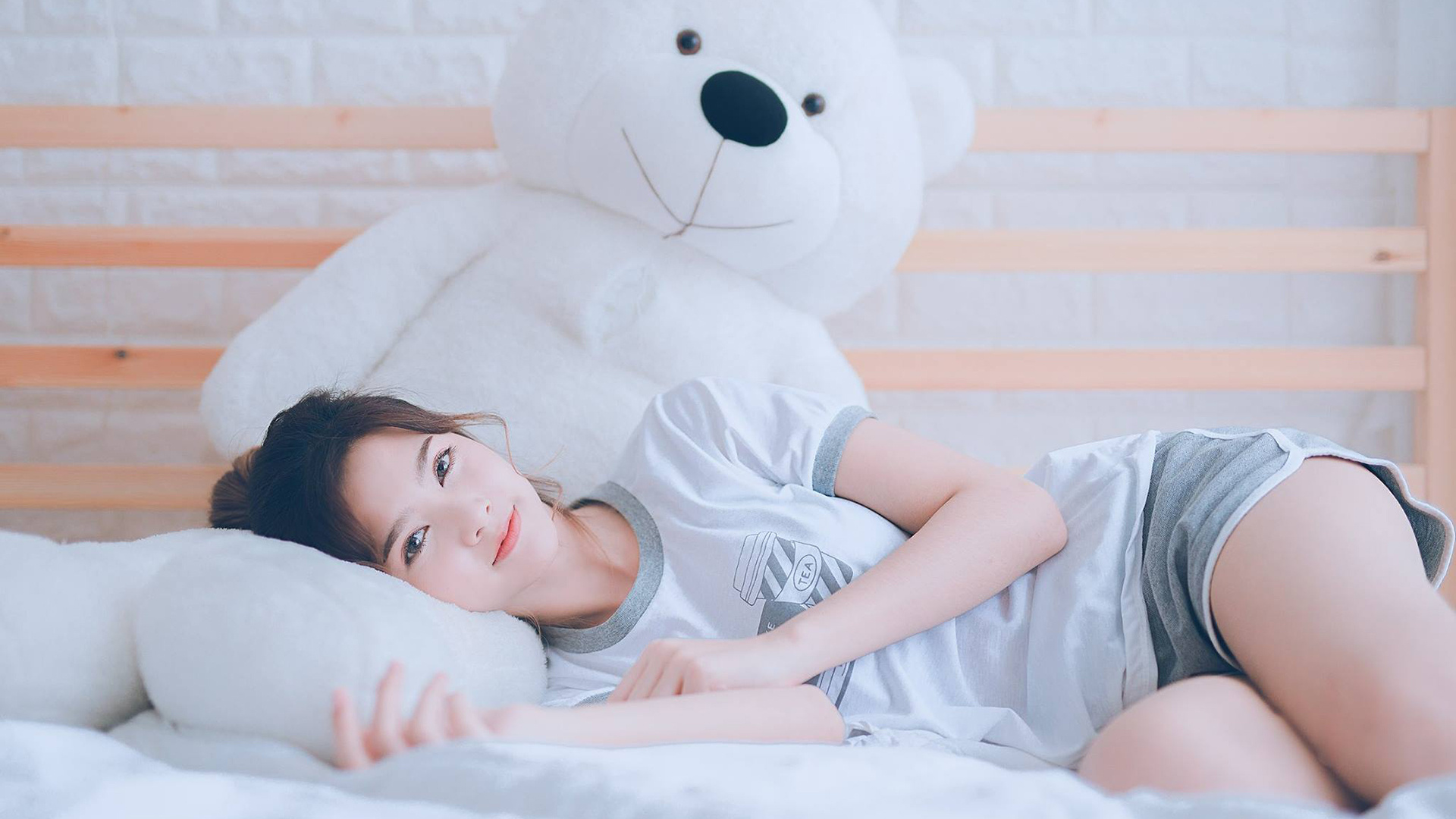 德甲激烈争夺：攻防兼备，惊喜不断，德甲争四