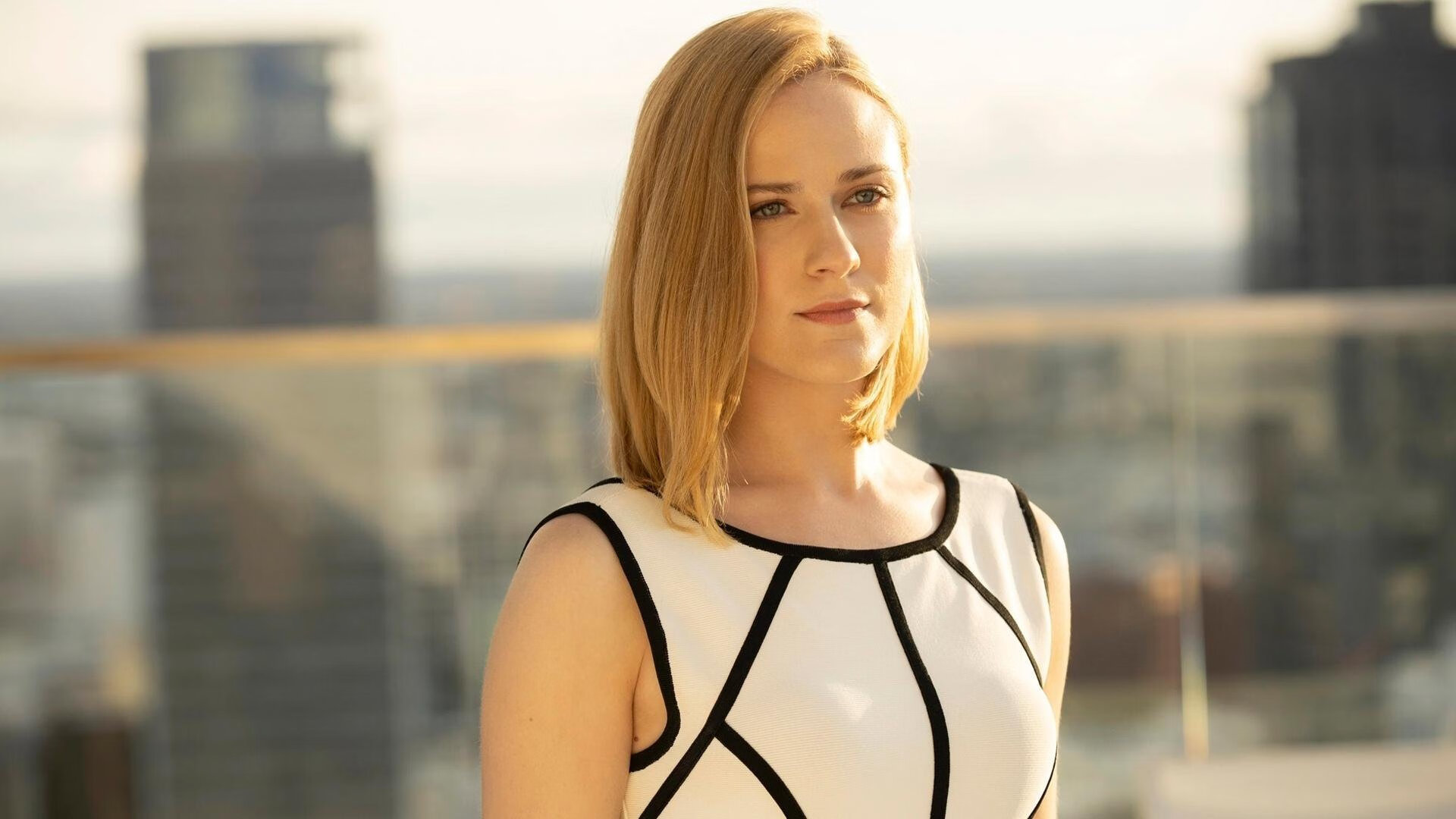 曼联在激烈竞争中逆转获胜,追逐榜首