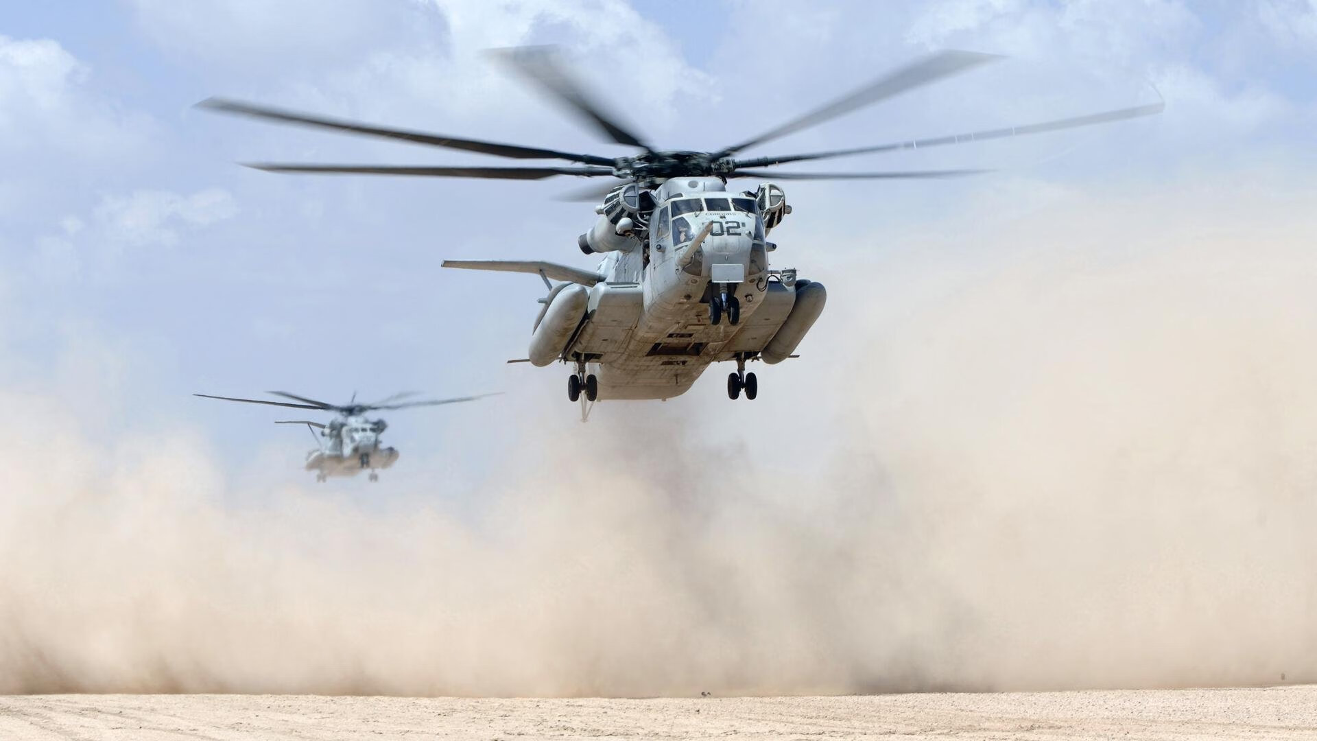 开云·体育官网APP下载-欧洲杯终极对决：战术博弈中的巅峰瞬间，欧洲杯比赛中段