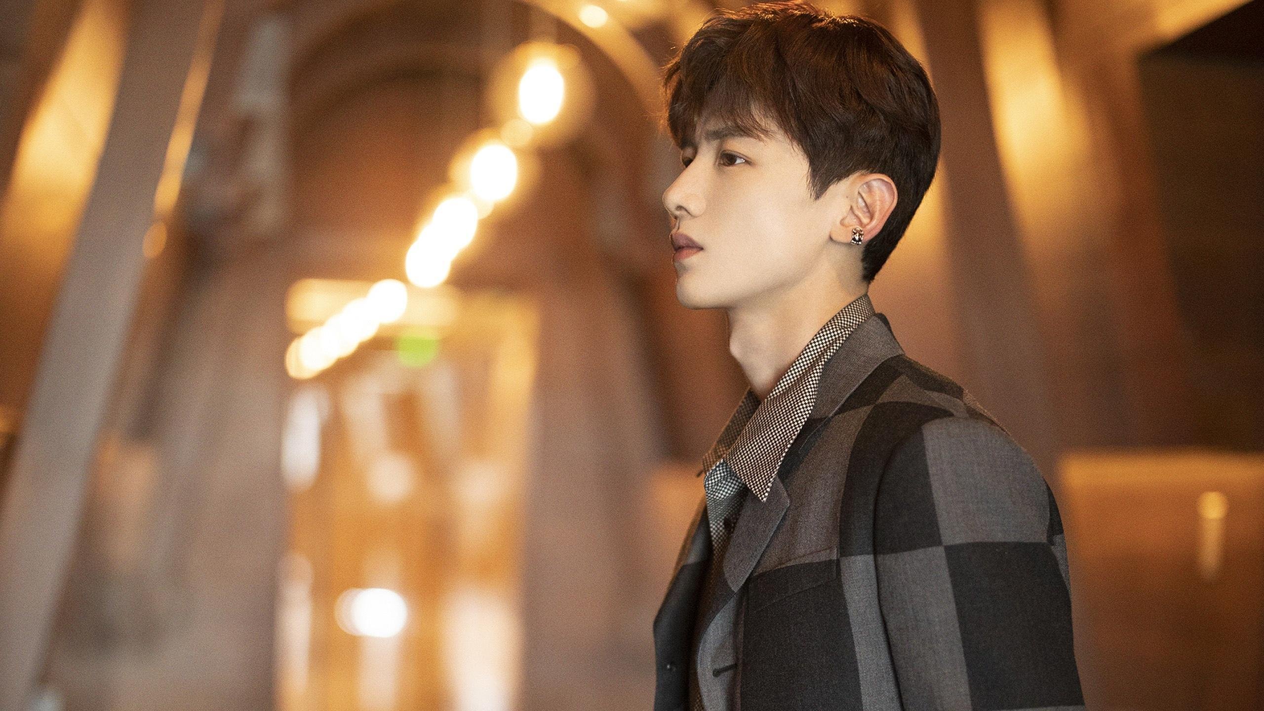 比赛中出现战术新尝试形成边中结合提升攻击威胁程度