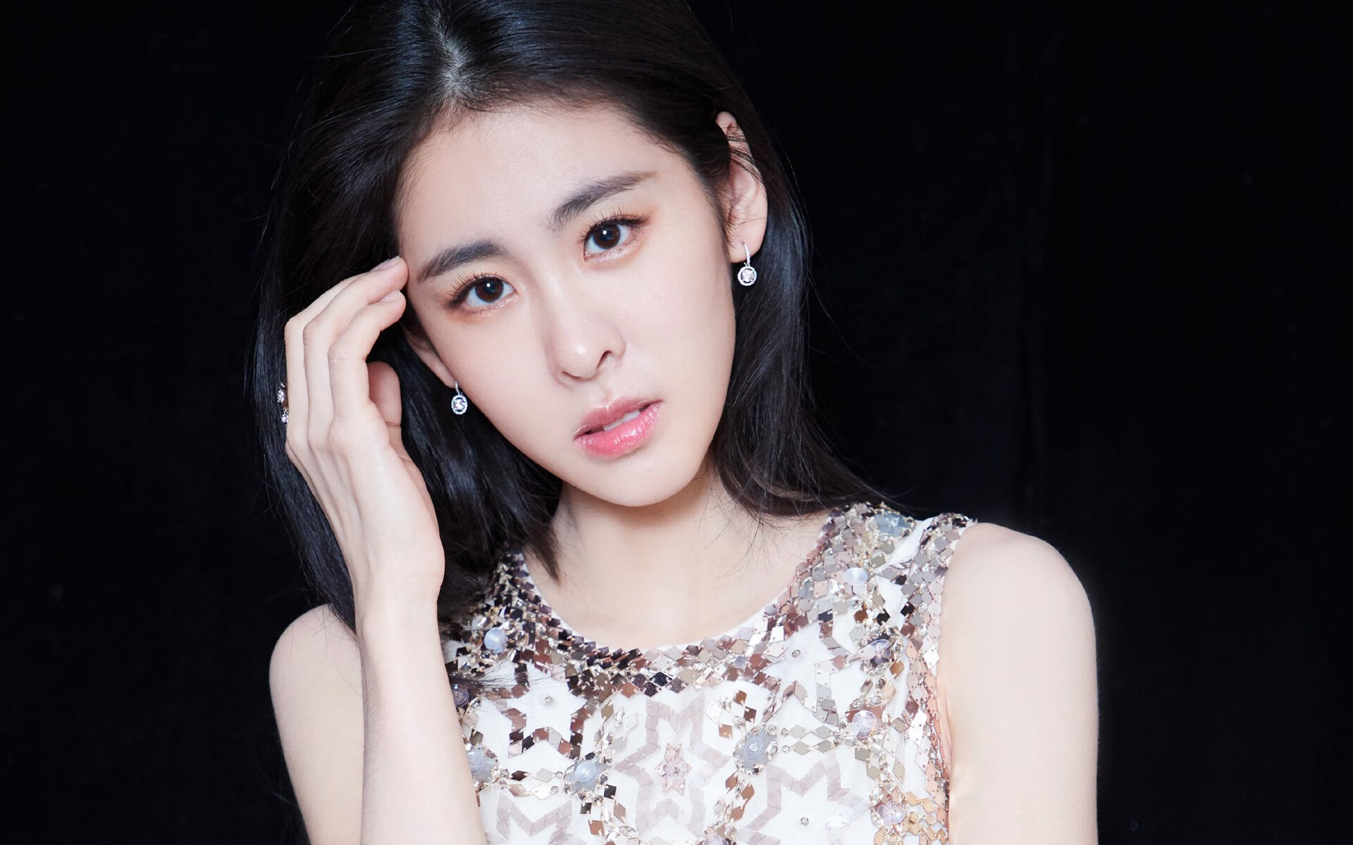 水球比赛波兰女队配合默契，波兰球一杯水