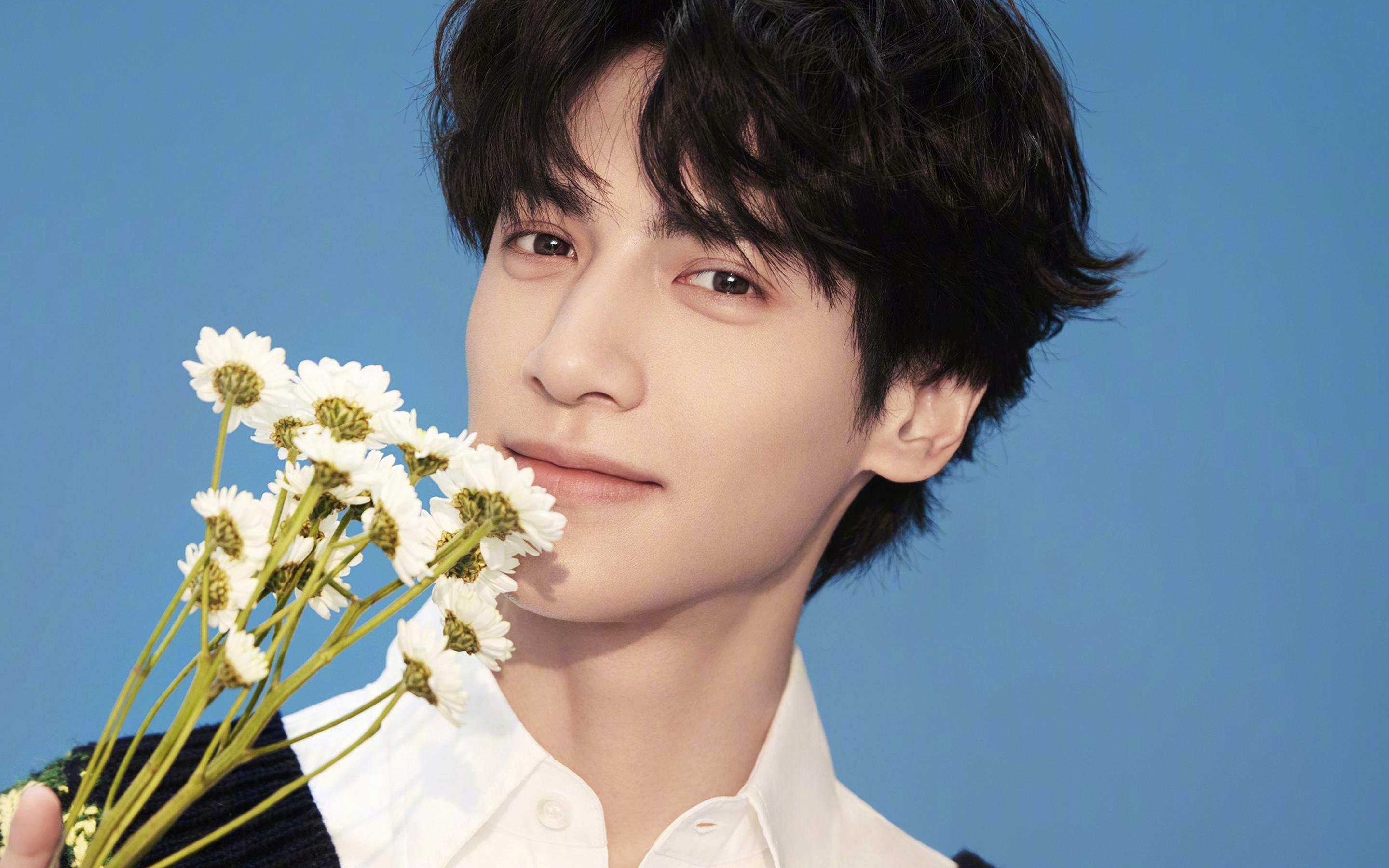 法甲期待无限:新星崛起,未来可期!,法甲新赛季宣传片