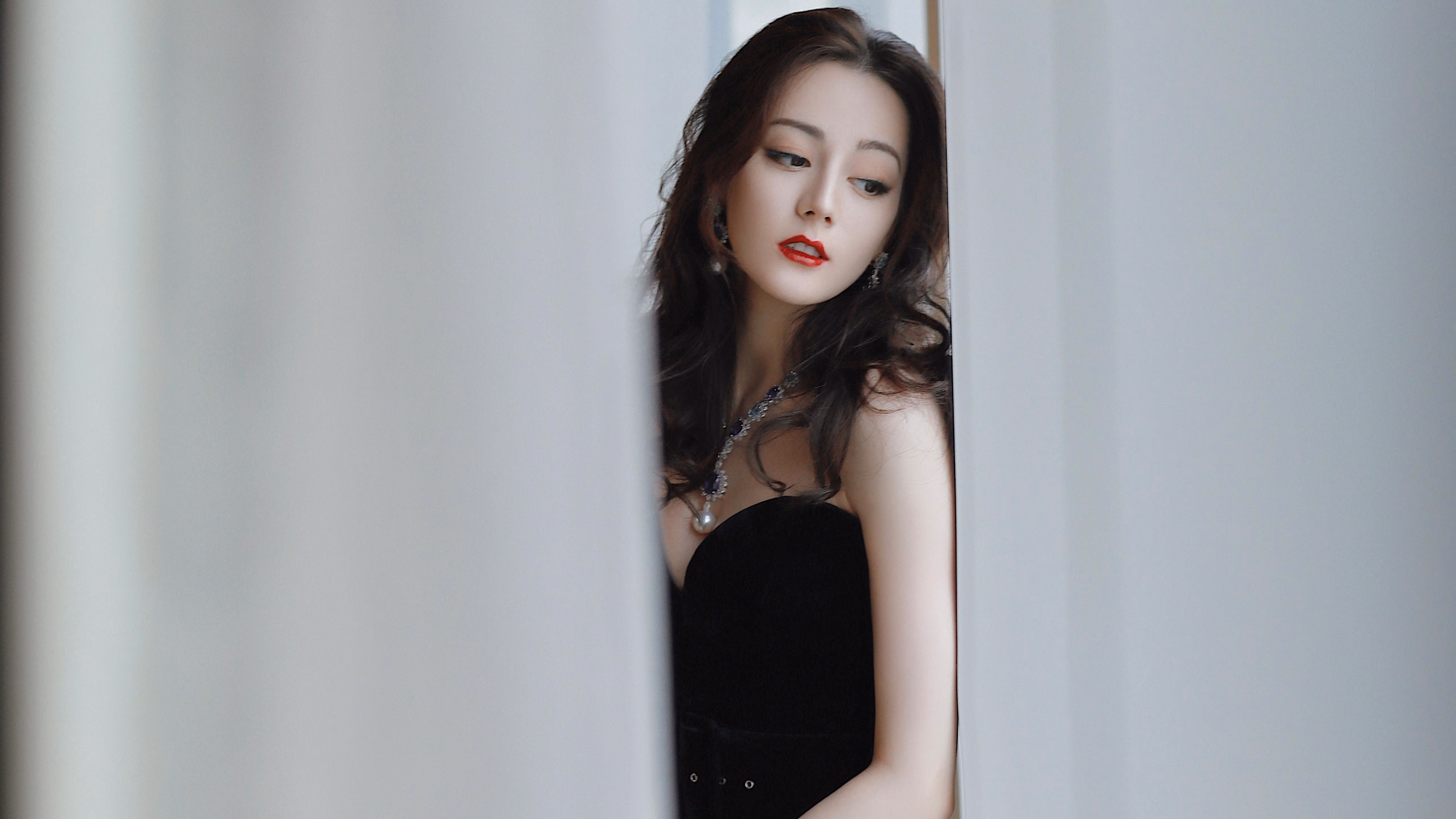 热火召开团队会议明确阶段目标任务分配,会议团队展示话术