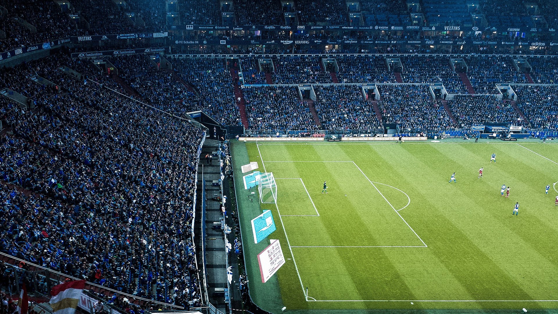 KAIYUNAPP-特色足球主题公园吸引大量家庭游客，推动旅游经济，足球文化公园