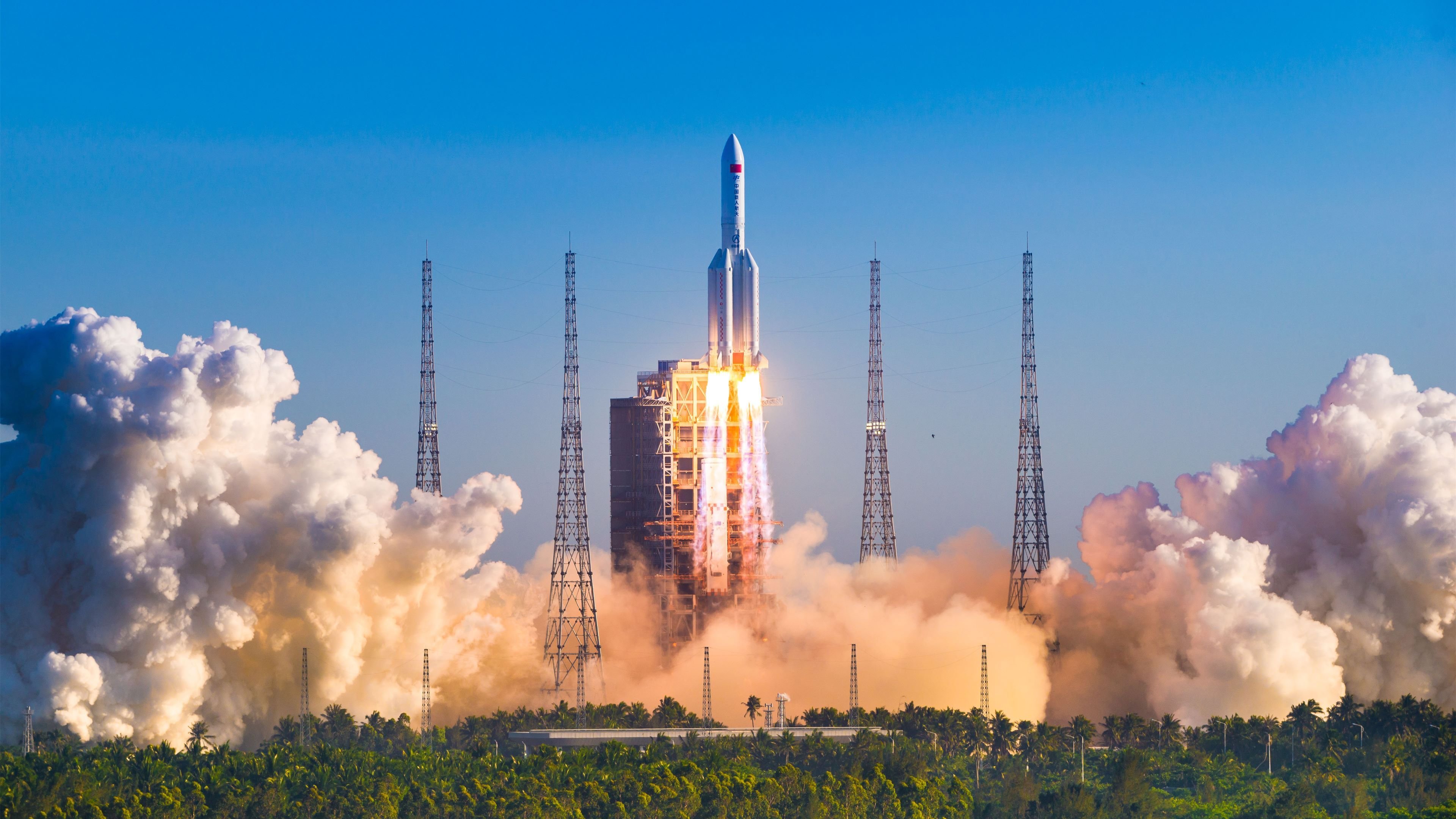 开云入口-球员家庭温情故事引网友共鸣，足球球星家境