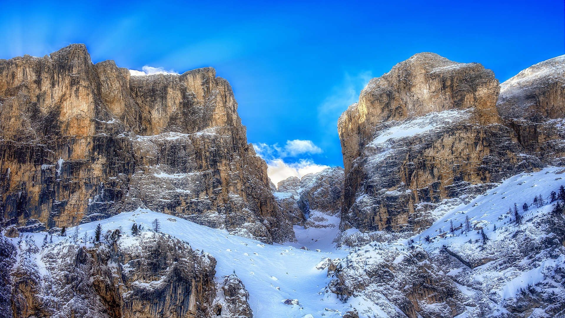 开云官方-球员访谈分享成长故事展现坚韧拼搏背后的努力与坚持，篮球访谈