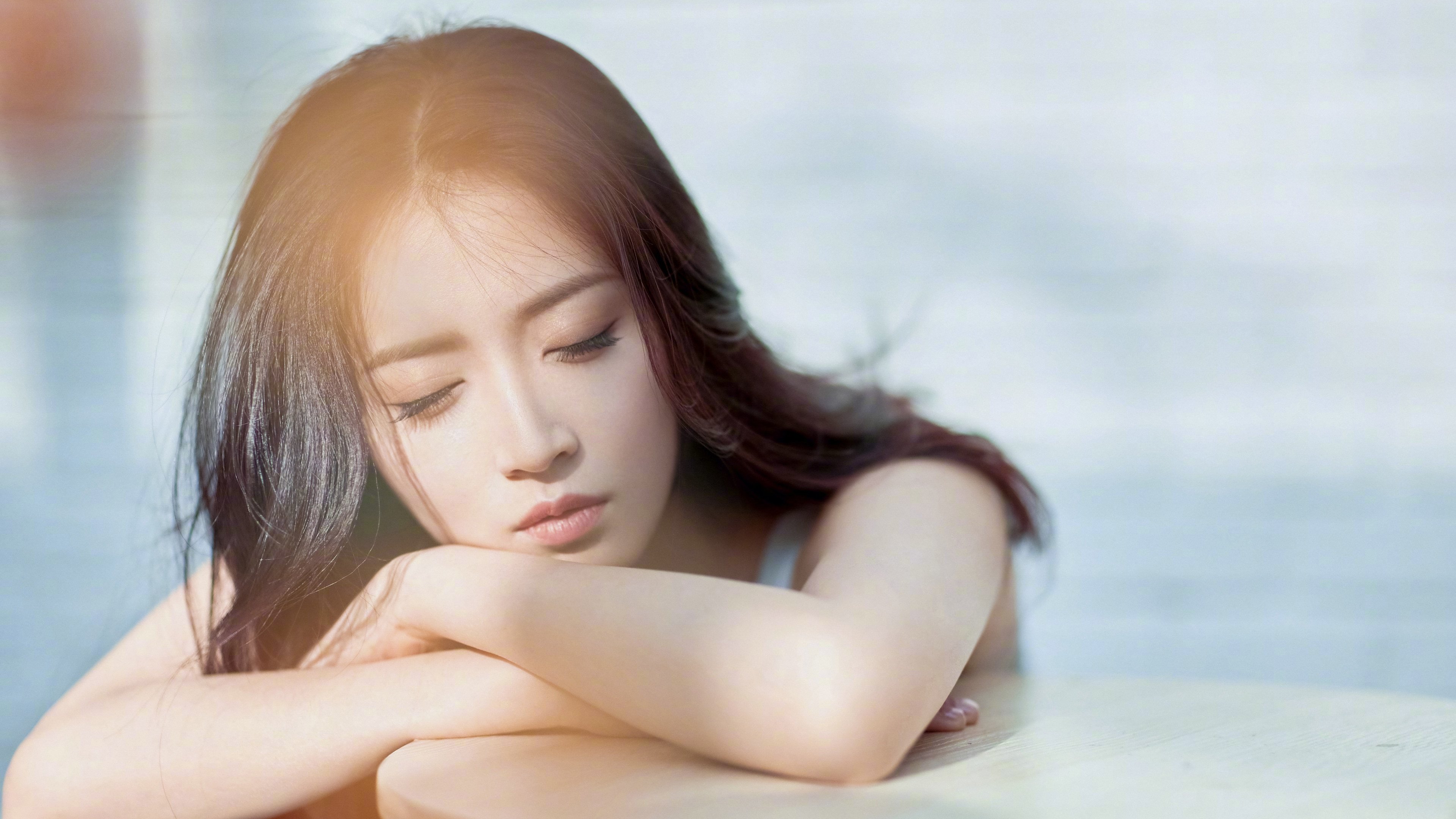 球迷原创歌曲走红成为比赛现场打气助威的重要标志,球迷经常唱的歌