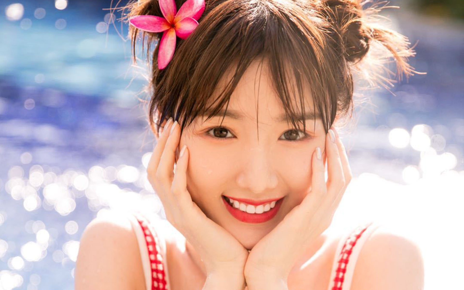 谷爱凌滑雪动作被称为教科书示范,谷爱凌滑雪服