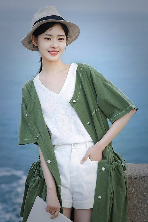 退役球星分享生涯故事成为青少年励志榜样引发广泛讨论,球星退役感人视频背景音乐