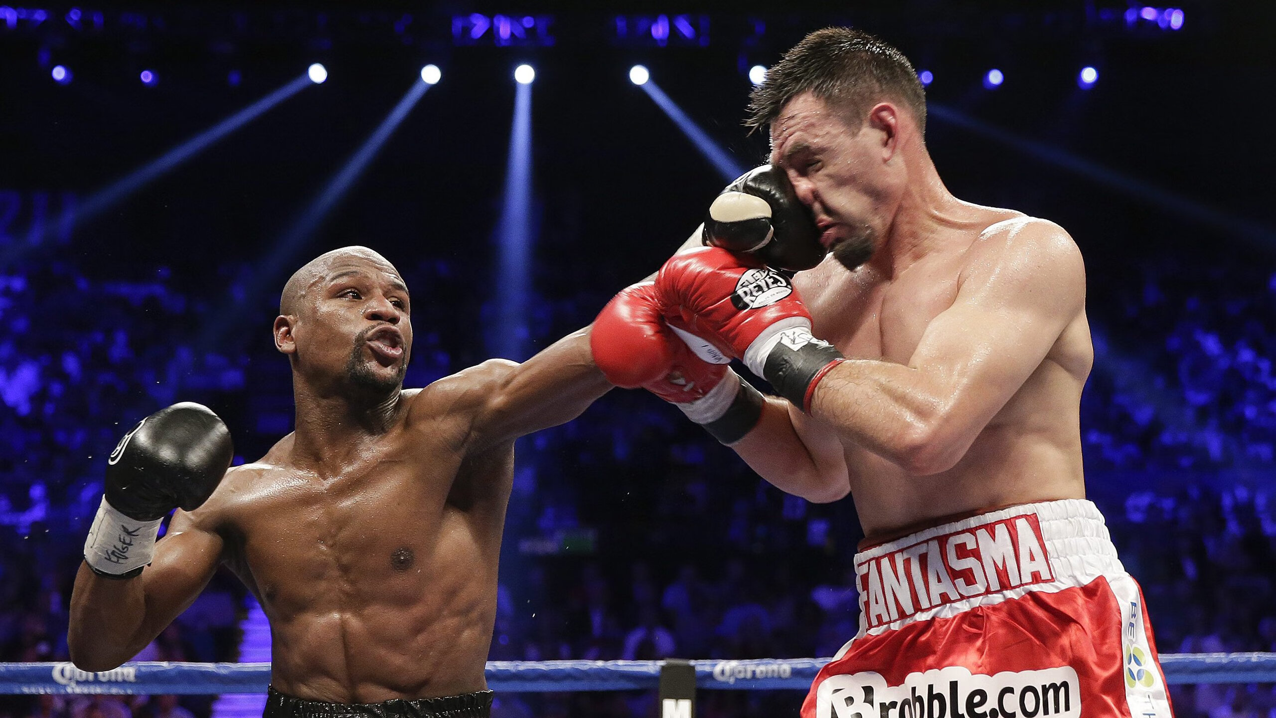 阿伦·斯密斯：将全黑队的传球与进攻调度提升至新高度，阿伦-内史密斯